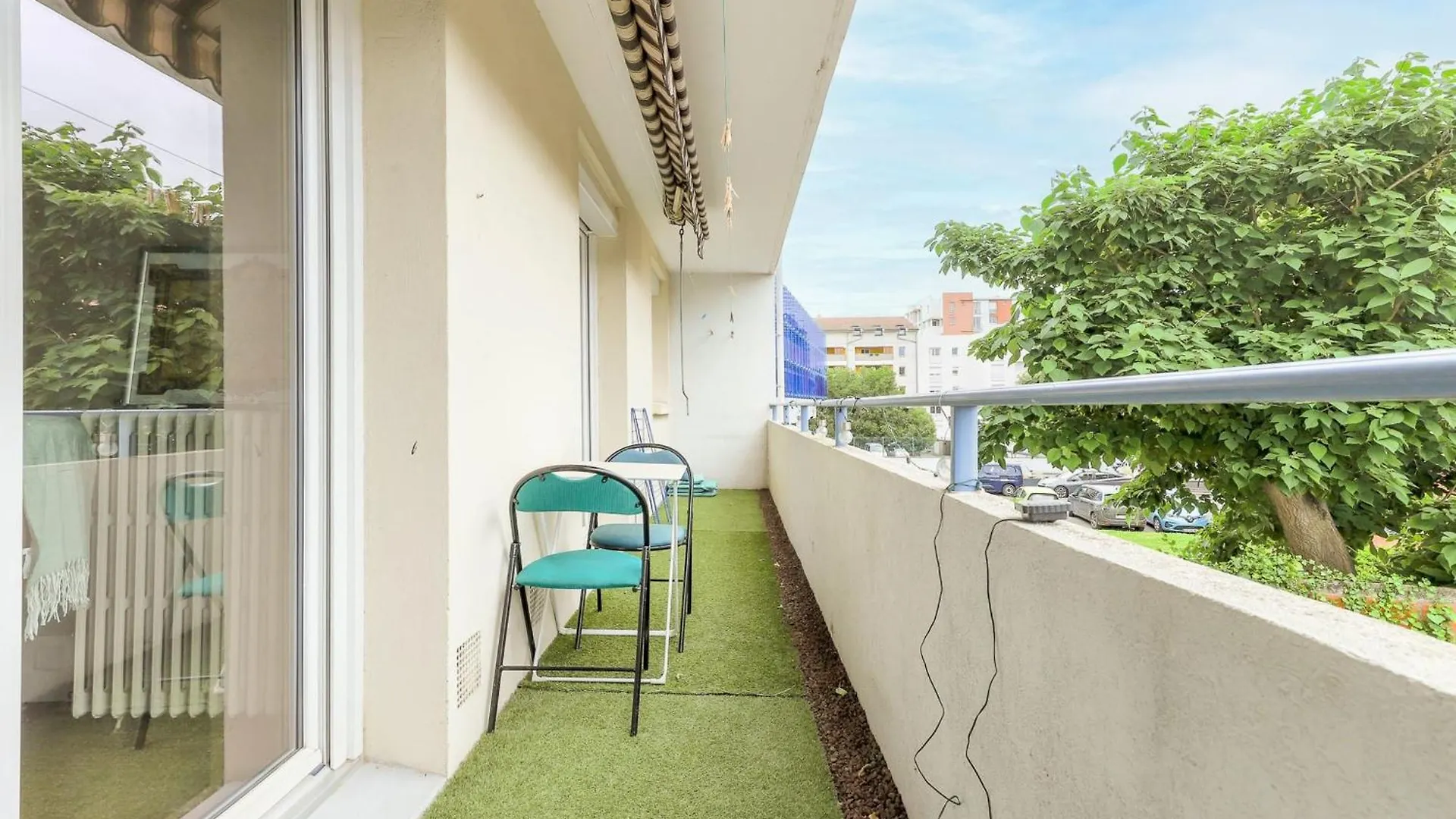 Beautiful And Spacious T3 With Balcony In Toulouse France